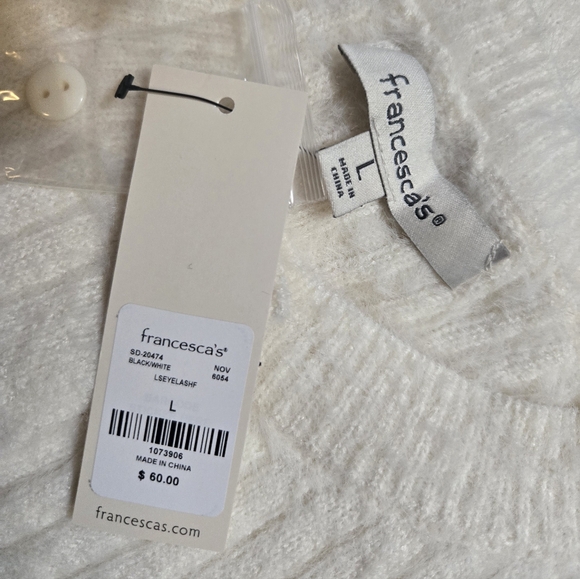 NWT Francesca's Holly Floral Cardigan White with Black Flowers Large SUPER SOFT - Picture 6 of 8